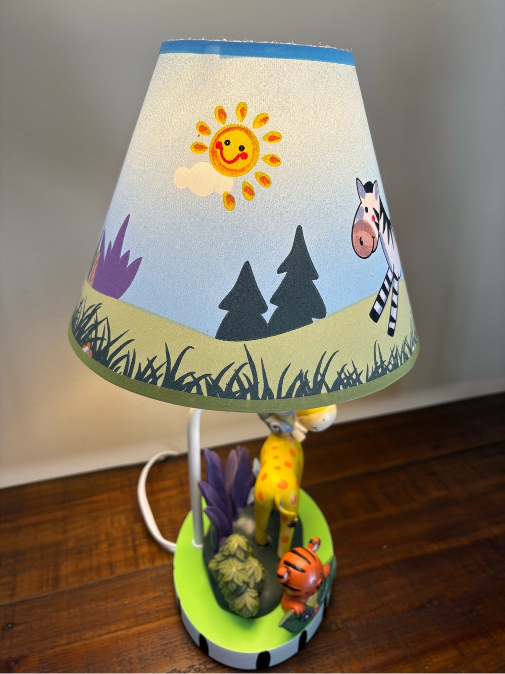 Fantasy Fields Sunny Safari Kids Lamp - Picture 6 of 12